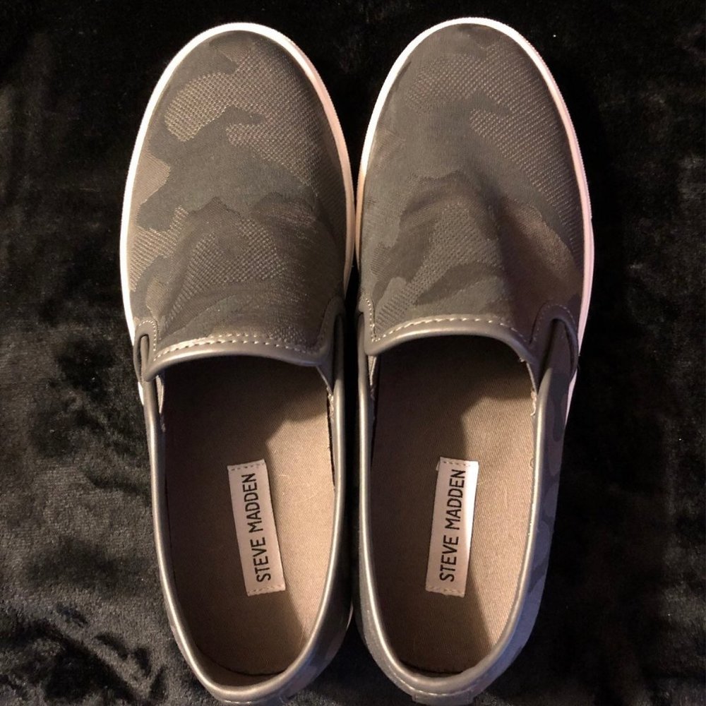 Steve Madden hills slip on camo shoes size 8.5 - Picture 4 of 4